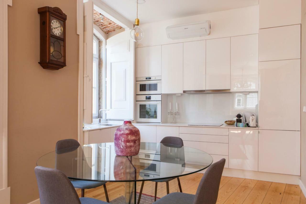 Alfama Baixa: Historic Charm with Modern Comforts Lisbon Exterior photo